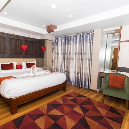 Hotel Marinha Katmandu Eksteriør bilde