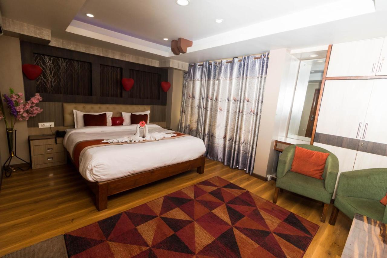 Hotel Marinha Katmandu Eksteriør bilde